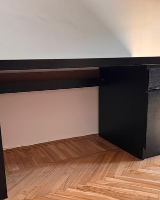 Scrivania malm ikea nera