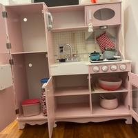 Cucina Giocattolo Vintage in Legno come nuova