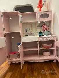 Cucina Giocattolo Vintage in Legno come nuova