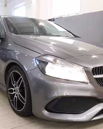 MERCEDES-BENZ A 180 d Automatic Premium