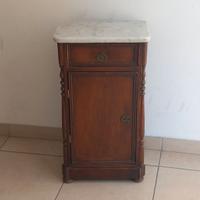 comodino antico di noce