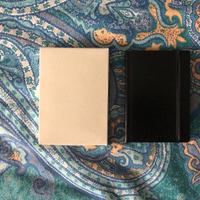 Taccuino nuovo con scatola. 