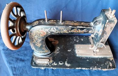 Macchina per cucire SINGER 48K del 1906