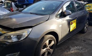 Ricambi vari Opel Astra 2013 cc 1.7 Diesel