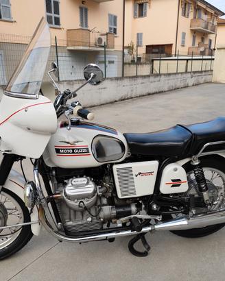 Moto Guzzi v7 special 750