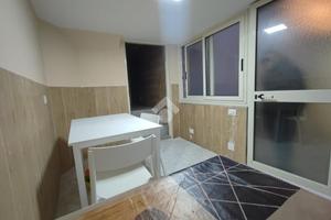 2 LOCALI A NAPOLI