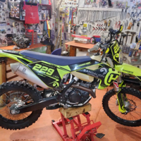 Husqvarna 450 FE Enduro targato