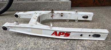 Forcellone posteriore Aprilia Tuareg Wind 600 bian