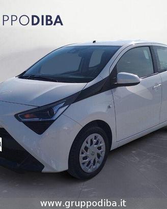 Toyota Aygo II 2018 5p 5p 1.0 x-business 72cv