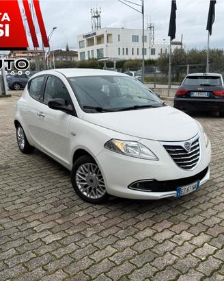 Lancia Ypsilon 1.2 69 CV 5 porte Gold