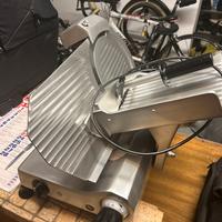 Afettatrice da 250 di lama