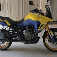 Suzuki v strom 800