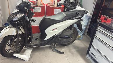 Honda SH 125 - 2025