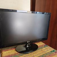 Televisore LG Flatron con decoder