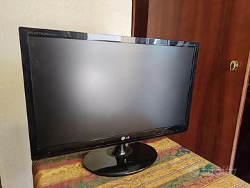 Televisore LG Flatron con decoder