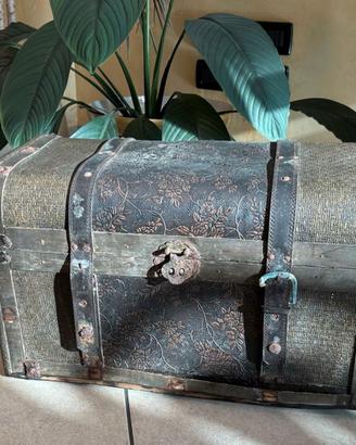 Baule in legno - forziere