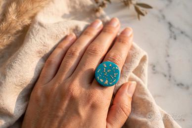 anello in resina e argilla