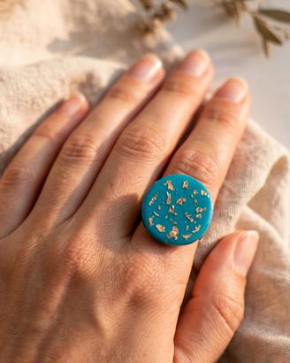 anello in resina e argilla