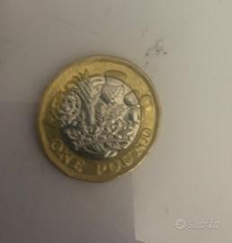 Moneta regina Elisabetta one pound del 2016