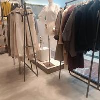 arredamento completo negozio abbigliamento