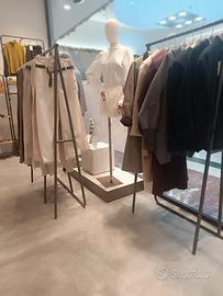 arredamento completo negozio abbigliamento