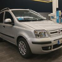 fiat panda 1.2 69 CV 51 kW Emotion Euro5 anno 2011