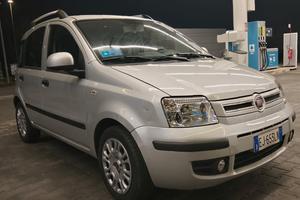 fiat panda 1.2 69 CV 51 kW Emotion Euro5 anno 2011