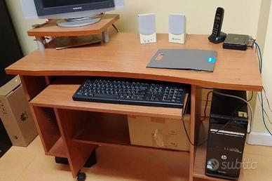 Scrivania porta PC