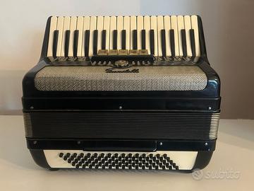 Fisarmonica 80 bassi