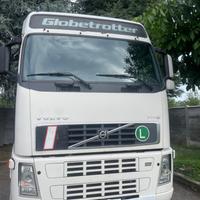 VOLVO FH12 con Disco