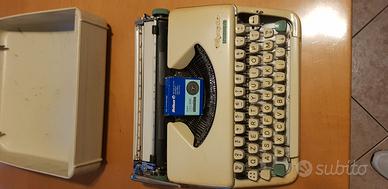 Macchina da scrivere anni 70