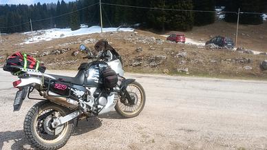 Honda Africa Twin XRV 750 RD07 -GIVI-doppio scaric