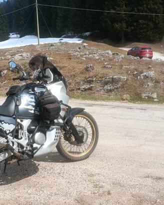 Honda Africa Twin XRV 750 RD07 -GIVI-doppio scaric