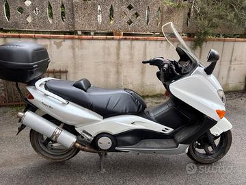 Yamaha Tmax 500