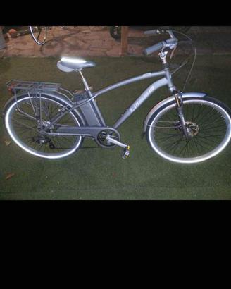 bike elettrica come nuova 