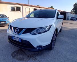 Nissan qashqai 1.5 dci-full-km 70000-2014