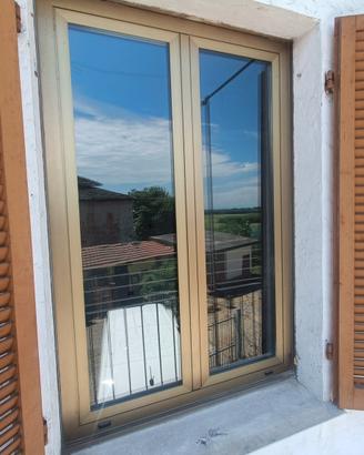 serramenti in alluminio doppio vetro. 100 x h150