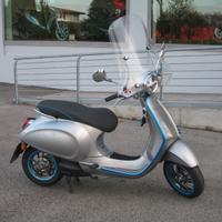 Piaggio Vespa Elettrica 70KMH - 2020