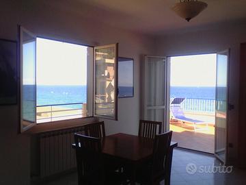 Attico prima fila Laigueglia