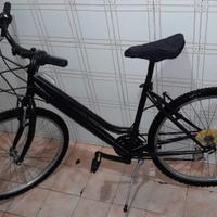 Bici Liberati.
Cambio Shimano 3x6. 