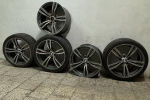Cerchi in lega bmw 19”