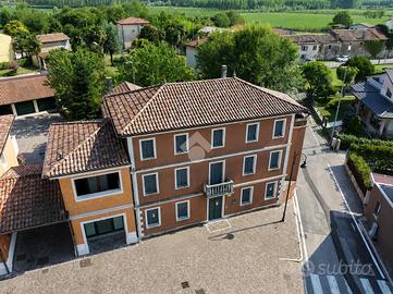 CASA SEMINDIPENDENTE A AZZANO DECIMO