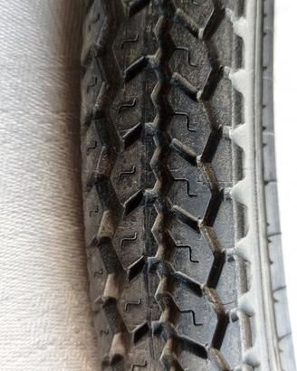 PNEUMATICO PIRELLI  2. 1/4. 18