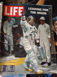 Life international edition, circa 300 numeri