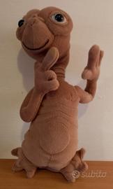 Peluche del personaggio E.T.