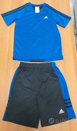 completino Adidas blu e nero taglia 6 anni