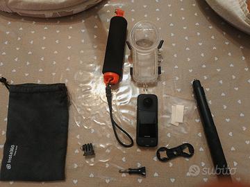 Insta360 X3 BUNDLE COMPLETO + Case Subacqueo 