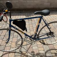 Bici da corsa famosa marca VINER