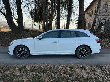 Audi A4 avant 2.0 TDI quattro S line