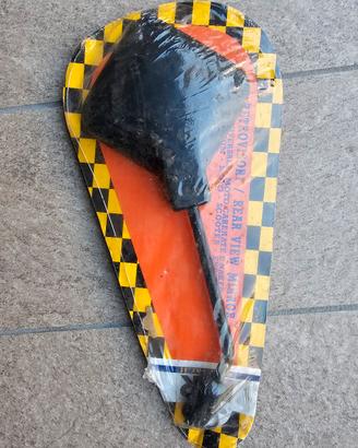 specchietto retrovisore 